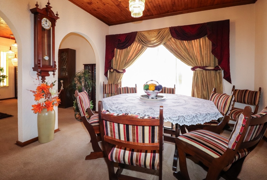 3 Bedroom Property for Sale in Flamwood North West